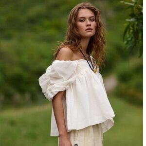 NWT Anthropologie English Factory White Short-Sleeve Ruched Top